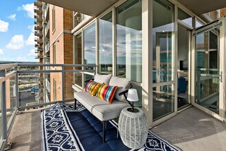 8520 Tyco Rd in McLean, VA - Building Photo - Building Photo