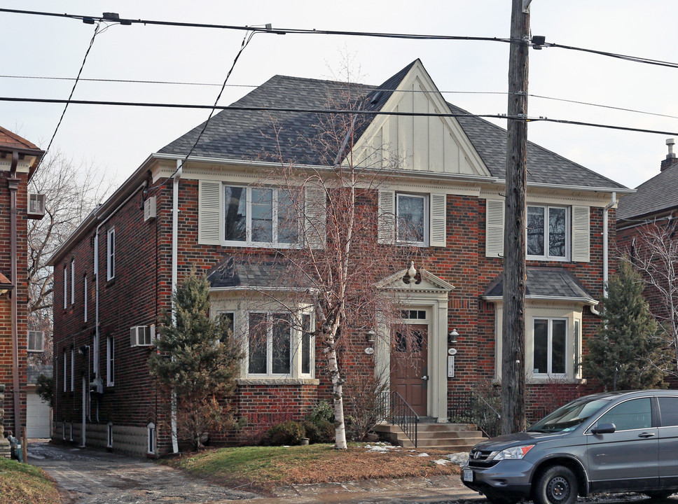 1751-1753 Bayview Ave in Toronto, ON - Building Photo