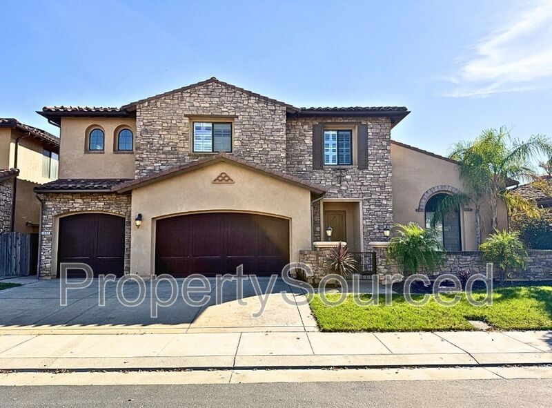 4060 Chiavari Way in Manteca, CA - Building Photo
