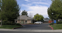 Revere Court in Sacramento, CA - Building Photo - Building Photo