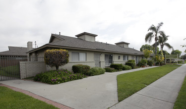 Continental Gardens Apartments in Stanton, CA - Building Photo - Building Photo