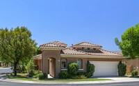 127 Shoreline Dr in Rancho Mirage, CA - Foto de edificio - Building Photo