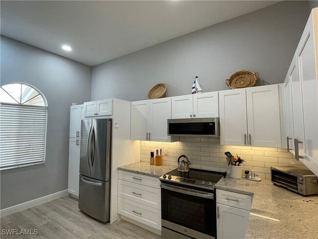 property at 2671 Citrus Lake Dr