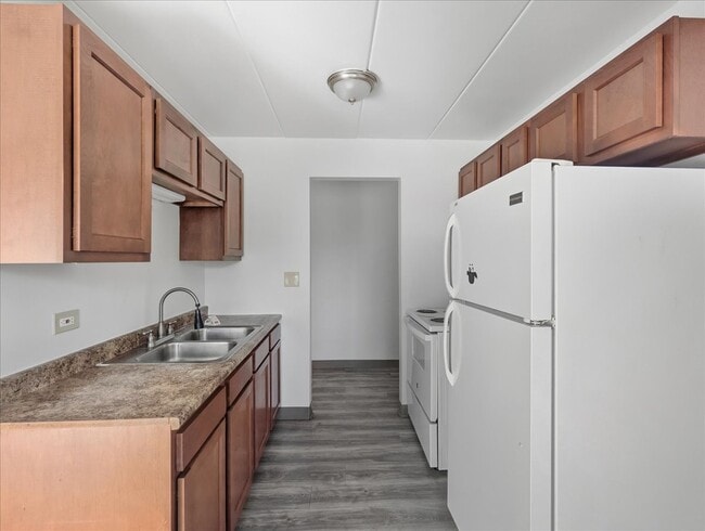 350 S Main St in Wauconda, IL - Foto de edificio - Building Photo