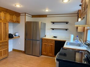 7 Cordage St, Unit 7CordageStApt-1 in Plymouth, MA - Building Photo - Building Photo