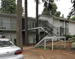 Burnside Firs in Portland, OR - Foto de edificio - Building Photo