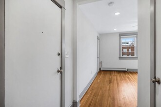 855 19th St NE in Washington, DC - Foto de edificio - Building Photo