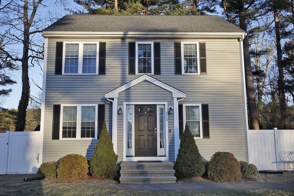 112 Indian Trail in Pembroke, MA - Building Photo