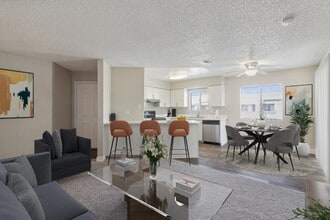 The Bristol at Sunset Apartment Homes in Henderson, NV - Foto de edificio - Building Photo