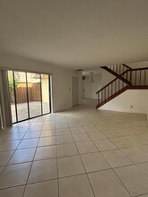 601 Springdale Cir in Palm Springs, FL - Building Photo - Building Photo