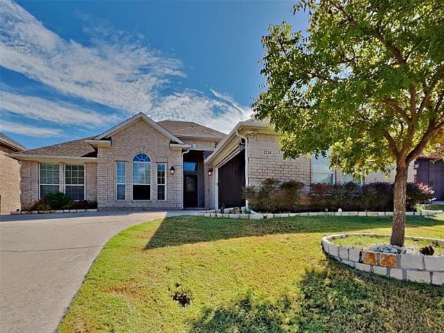 property at 2214 Frio Dr