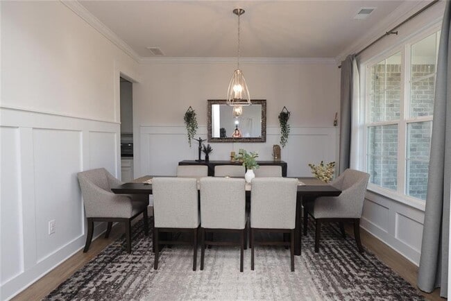 451 Carmichael Cir in Canton, GA - Foto de edificio - Building Photo