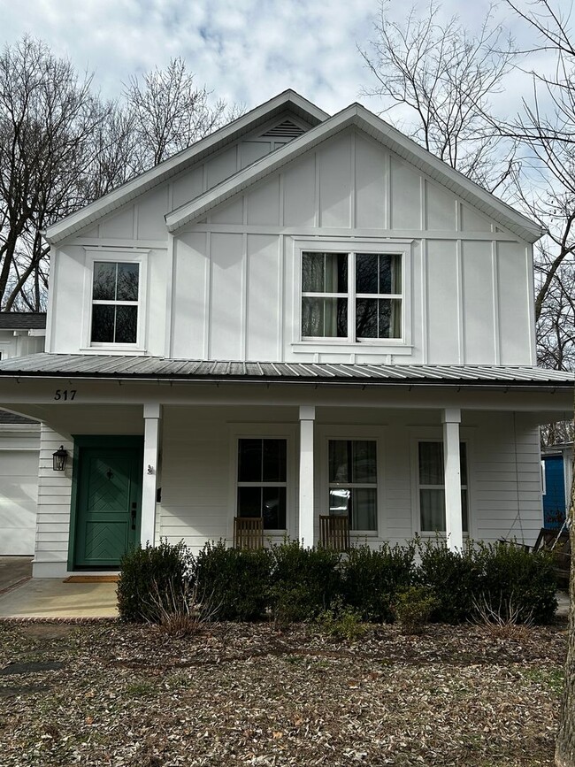 517 N Walnut Ave in Fayetteville, AR - Building Photo - Building Photo