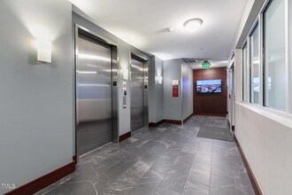 400 W North St in Raleigh, NC - Building Photo - Building Photo