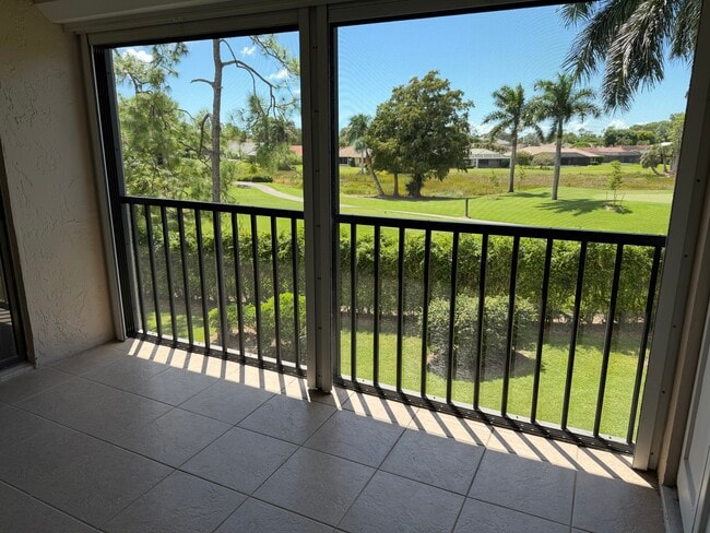 5789 Gage Ln, Unit Augusta Court A 304 in Naples, FL - Building Photo - Building Photo
