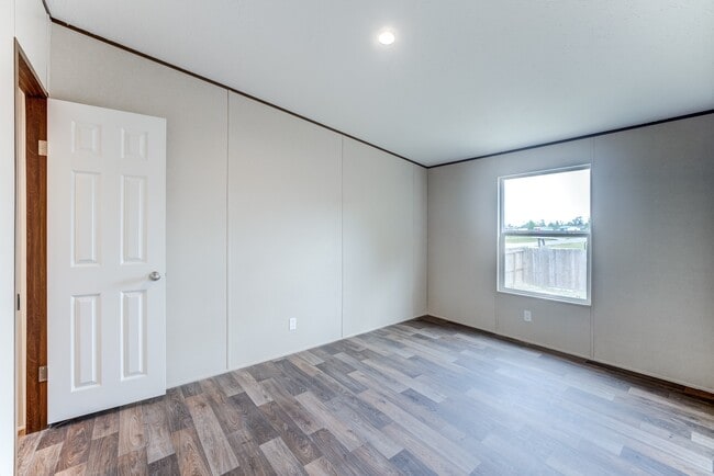 property at 5055 County Rd 3540