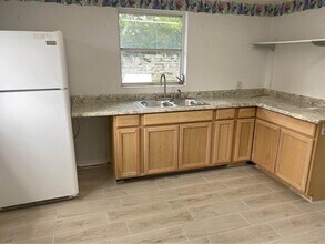 18 N Melbourne St in Beverly Hills, FL - Building Photo - Building Photo