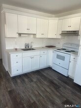 125 N Harwinton Ave in Plymouth, CT - Building Photo - Building Photo