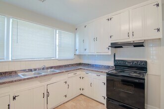 824 Federal Dr in Montgomery, AL - Building Photo - Building Photo