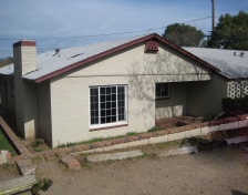 Duplex in Redding, CA - Building Photo