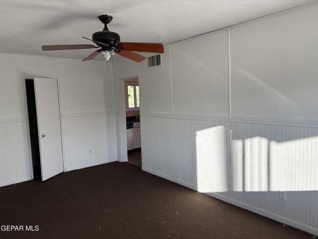 1905 St Johns Dr in El Paso, TX - Building Photo - Building Photo
