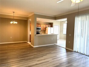 8490 Kingbird Loop in Ft. Myers, FL - Building Photo - Building Photo