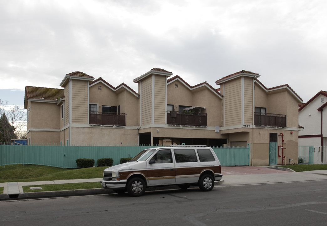 7522 Franklin St in Buena Park, CA - Building Photo