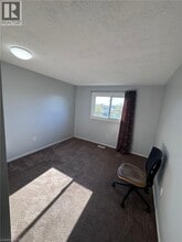20 Paulander Dr in Kitchener, ON - Building Photo - Building Photo