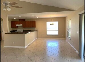 1684 Oketo St in North Port, FL - Building Photo - Building Photo