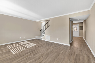 Maple Bay Townhomes in Virginia Beach, VA - Building Photo - Building Photo