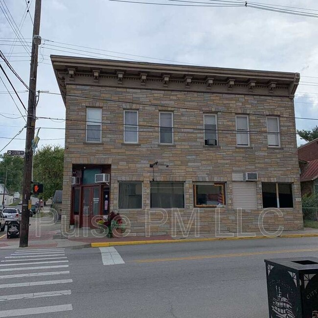 property at 638-640-640 6th Ave