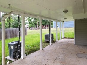 1305 St Lawrence River Rd in Montgomery, TX - Building Photo - Building Photo