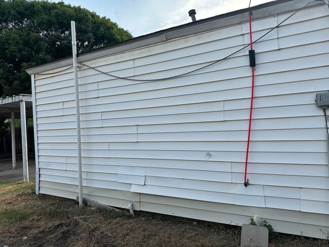 1393 Amarillo St in Abilene, TX - Foto de edificio - Building Photo