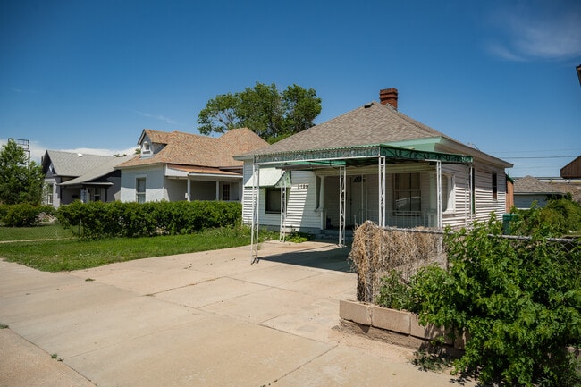 2120 E Evans Ave in Pueblo, CO - Building Photo - Building Photo