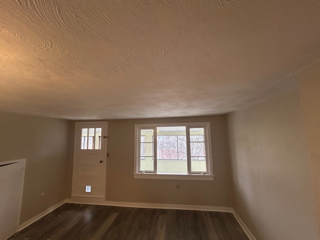 335 S Lincoln Ave in Greensburg, PA - Building Photo - Building Photo