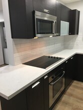 5300 Fairview Blvd, Unit 6 in Los Angeles, CA - Building Photo - Building Photo
