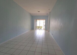 7880 Lake Sawgrass Loop in Ft. Myers, FL - Building Photo - Building Photo
