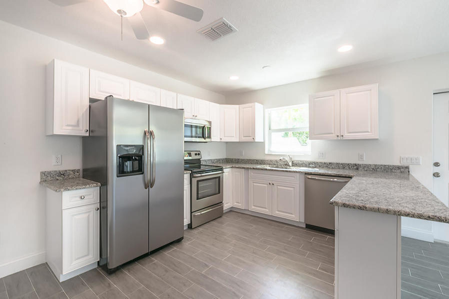 1408 Florida Ave-Unit -Unit C in West Palm Beach, FL - Building Photo