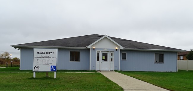 Jewel City 2 in Rolla, ND - Building Photo - Primary Photo