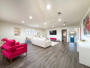 3111 43rd St in Lubbock, TX - Building Photo - Building Photo