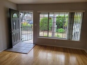 2045 Foxworthy Ave in San Jose, CA - Building Photo - Building Photo