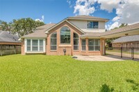 5510 Island Breeze Dr in Houston, TX - Building Photo - Building Photo