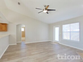 1170 Summer Springs Drive in Middleburg, FL - Building Photo - Building Photo