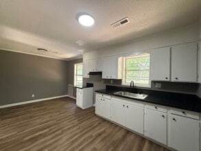 1115 Berrywood Ave in Brownsville, TN - Building Photo - Building Photo