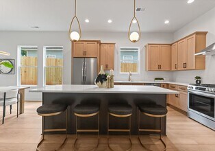 2413 Pruitt St in Charlotte, NC - Building Photo - Building Photo