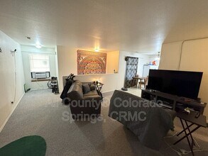 202 S Empress Dr in Pueblo, CO - Building Photo - Building Photo