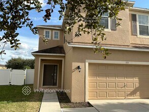 8311 Round Leaf Ln in Riverview, FL - Building Photo - Building Photo