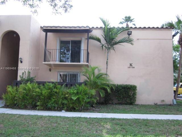 property at 10738 N Kendall Dr