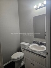 2124 Ingalls Ln in Alma, AR - Foto de edificio - Building Photo