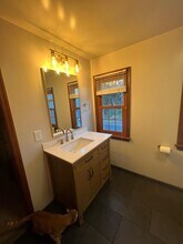 7110 Ayers Meadow Ln in Springfield, VA - Building Photo - Building Photo